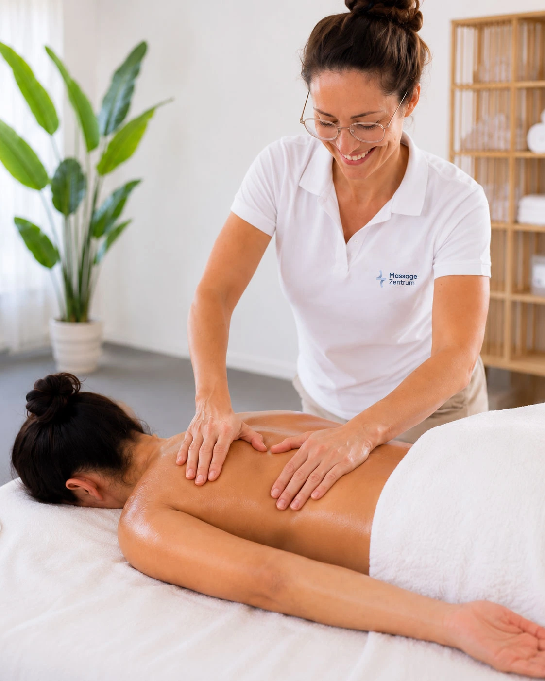 Therapeutische Massage in der Praxis an der Mattenhofstrasse 5
